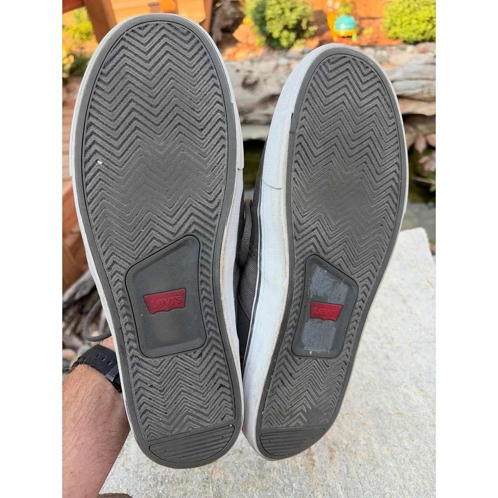 Levis Mens 517777K361 Grey Perforated Low Top Sneakers Size 12 Brown Heel